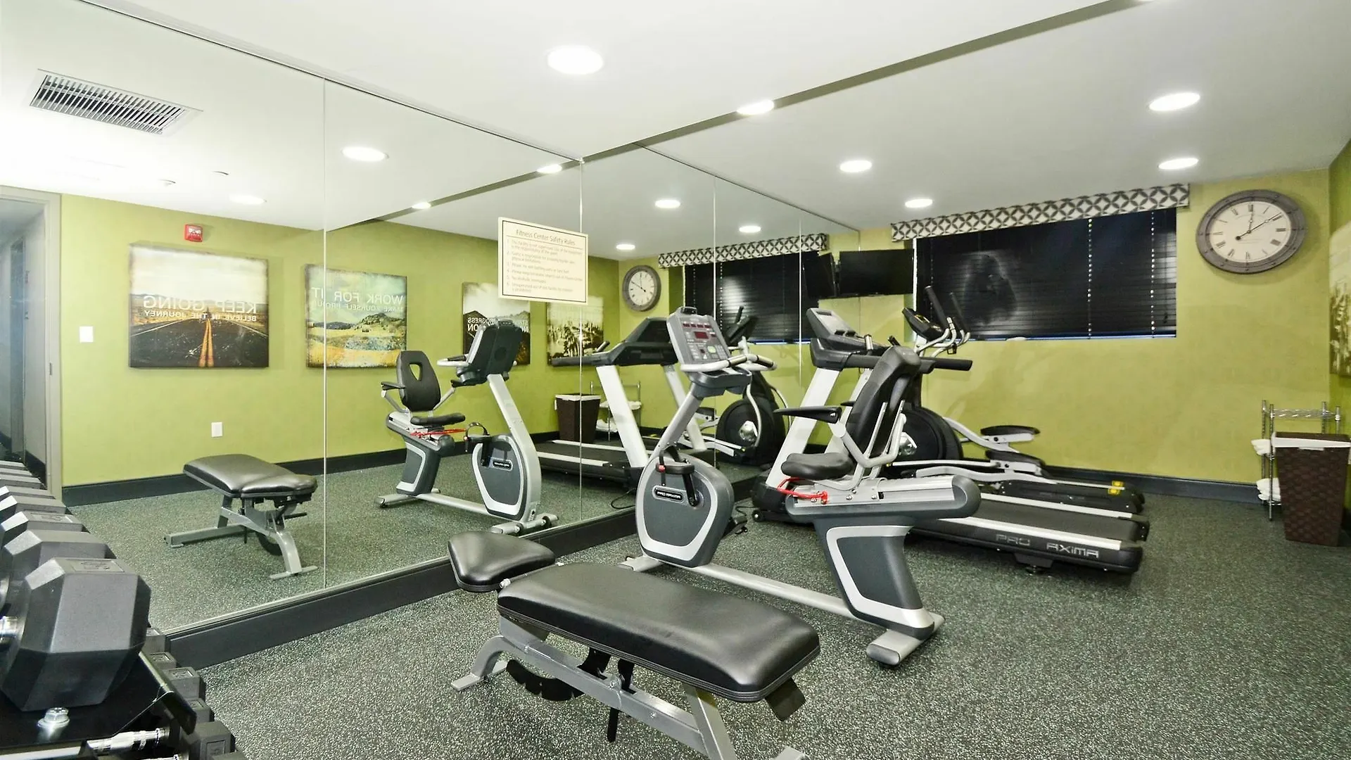 Best Western Plus Laguardia Airport Hotel Queens New York
